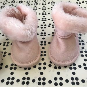 H&M baby/ kids size 1-2 pink fur boots NWOT